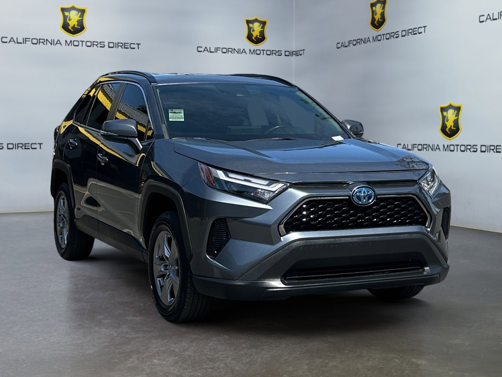 Used 2023 Toyota RAV4 XLE image 7