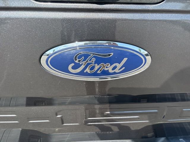 Used 2020 Ford F150 Lariat w/ Equipment Group 501A Mid image 17