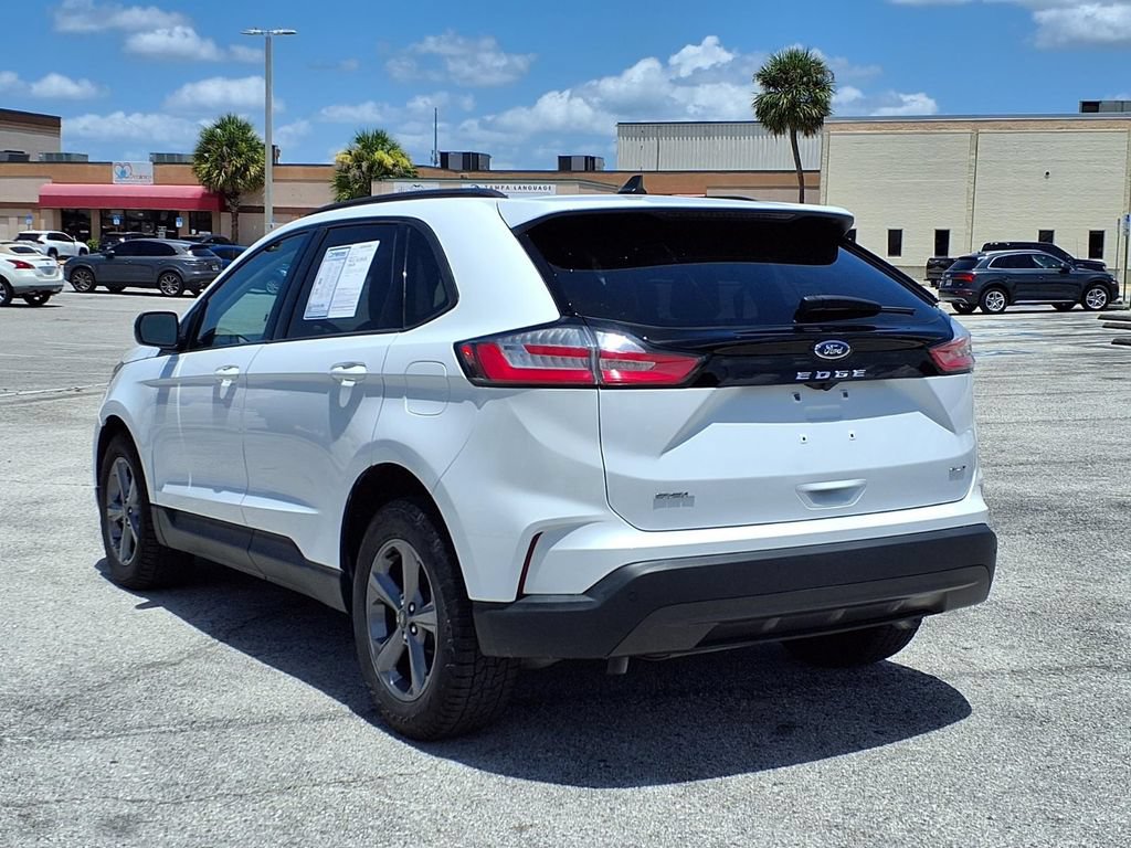 Used 2023 Ford Edge SEL w/ Sport Appearance Package AWD/4WD image 5