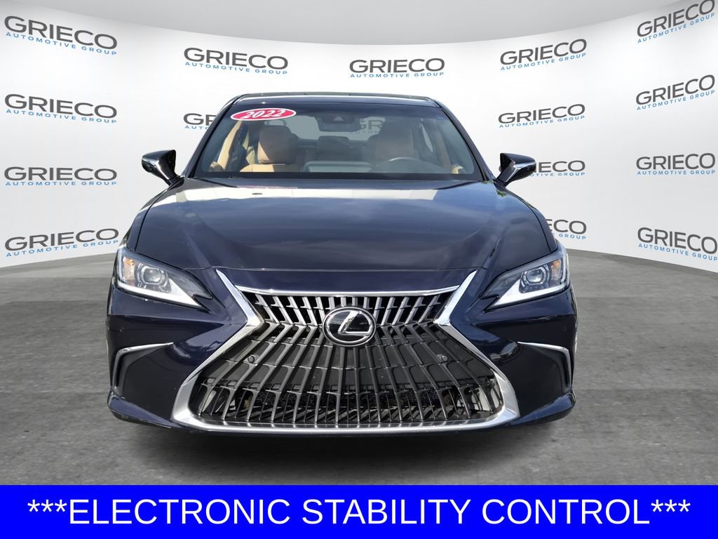 Used 2022 Lexus ES 350 w/ Premium Package image 2
