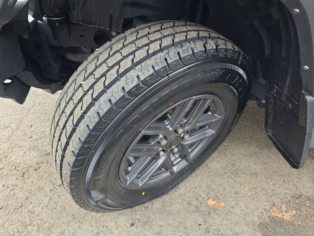 Used 2024 Jeep Wrangler Sport S image 40