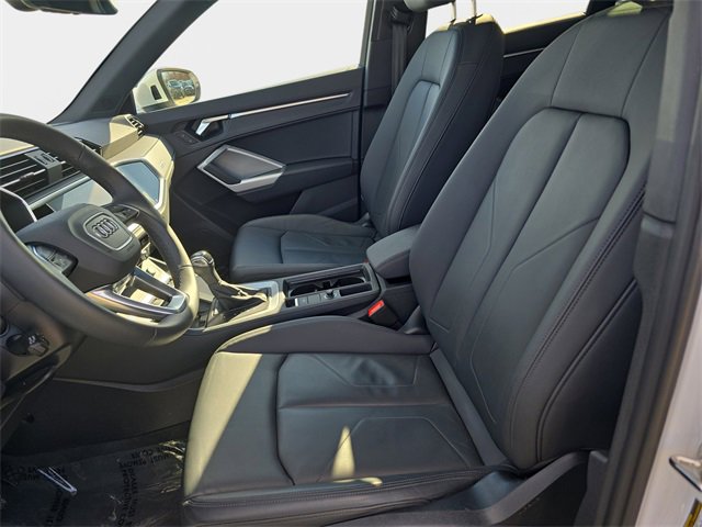 Certified 2024 Audi Q3 2.0T Premium Plus image 16