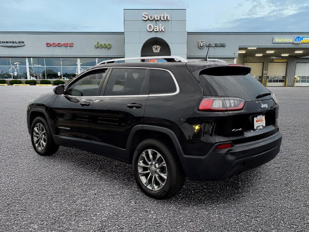 Certified 2019 Jeep Cherokee Latitude Plus w/ Cold Weather Group AWD/4WD image 4