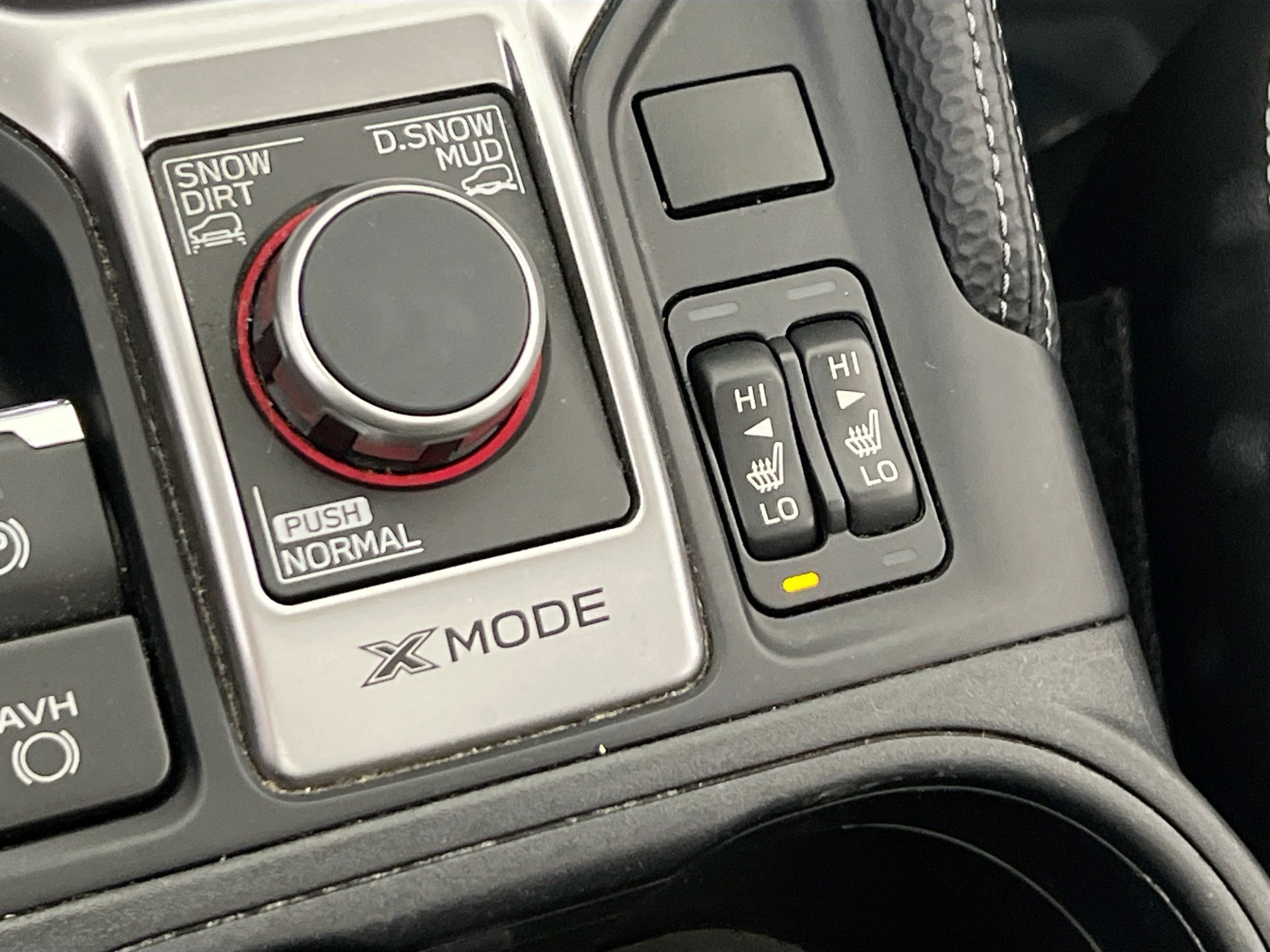 Used 2022 Subaru Forester Limited AWD/4WD image 19