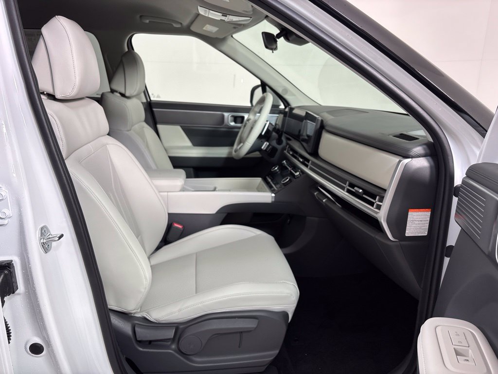 New 2027 Hyundai Santa Fe SEL FWD image 12