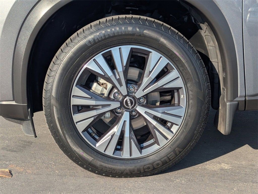 Certified 2023 Nissan Rogue SV image 10