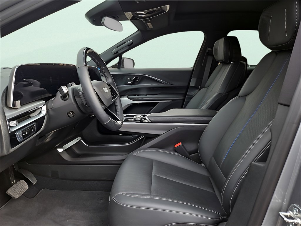 New 2024 Cadillac Lyriq Luxury image 23