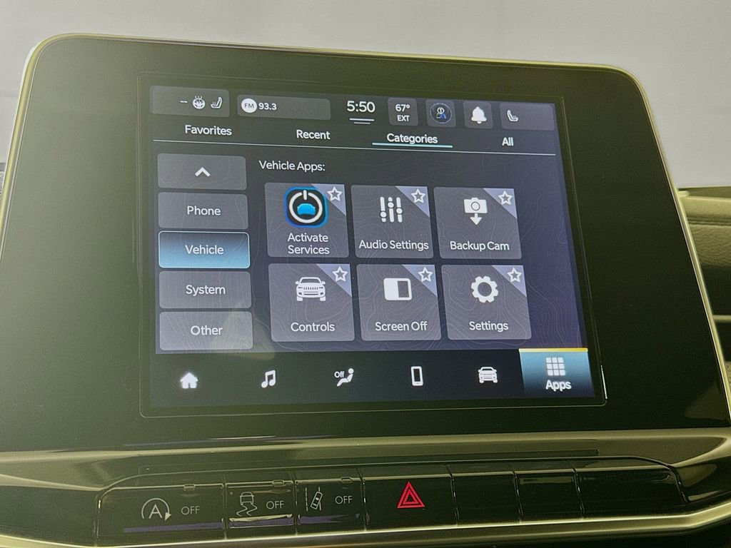 Used 2025 Jeep Compass Latitude image 16