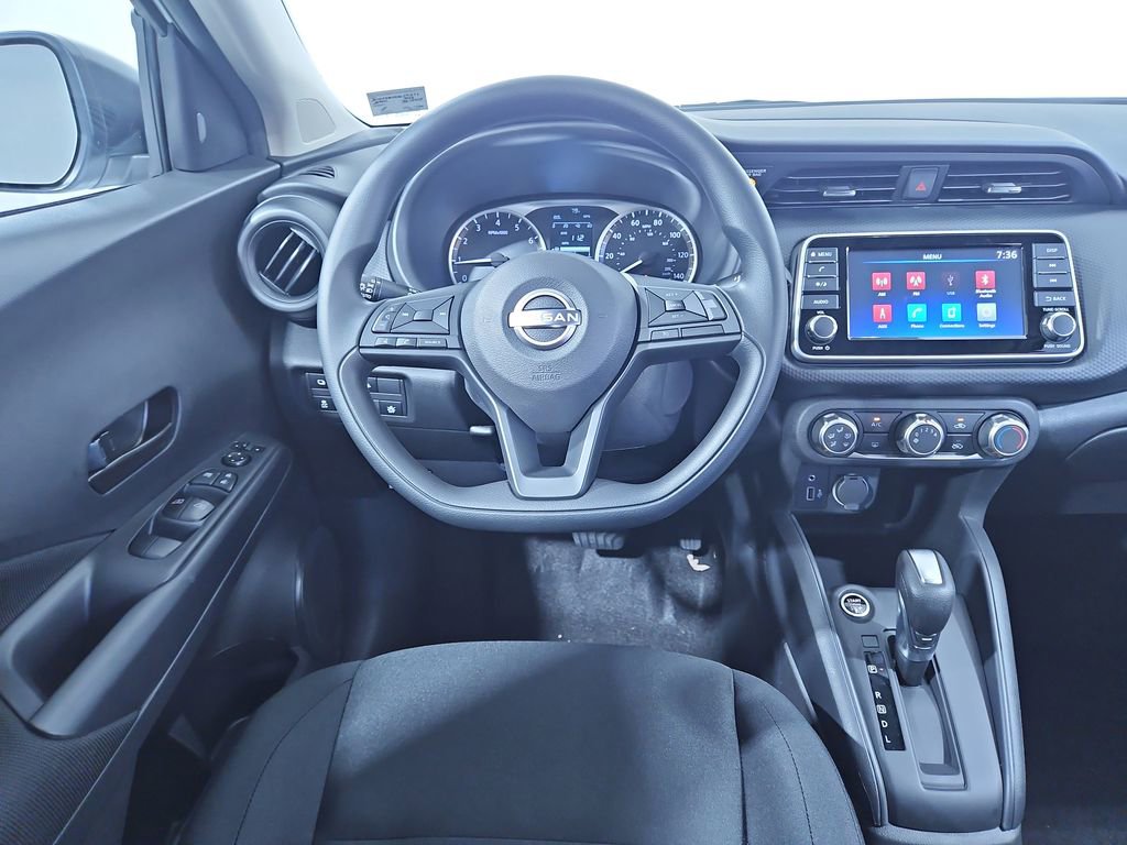 New 2025 Nissan Kicks Play S image 13