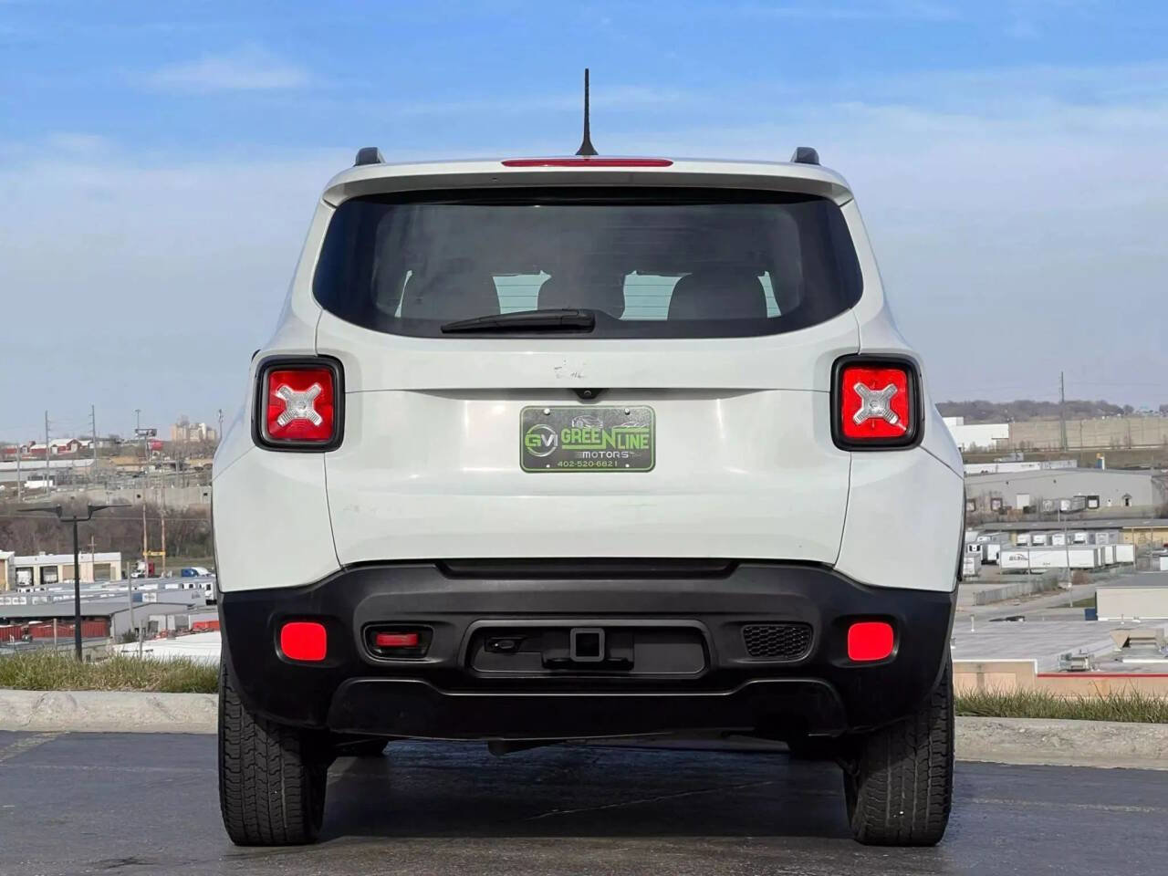 Used 2015 Jeep Renegade Trailhawk w/ Safety & Security Group I AWD/4WD image 6