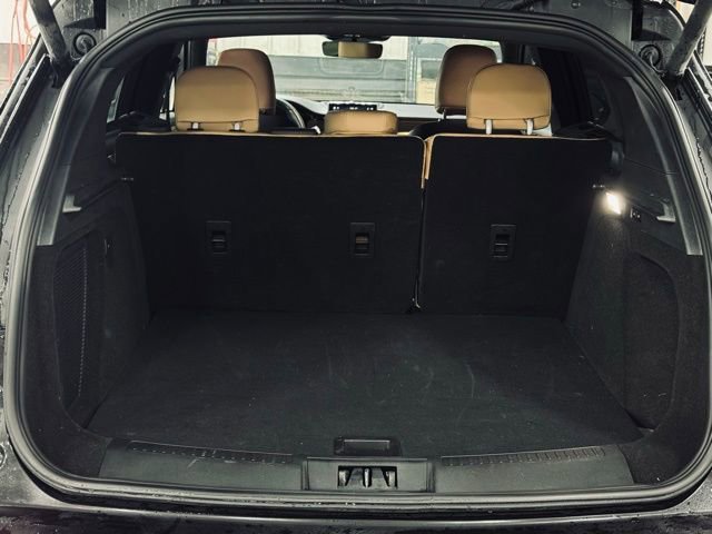 Used 2022 Lincoln Corsair Reserve w/ Equipment Group 201A image 10