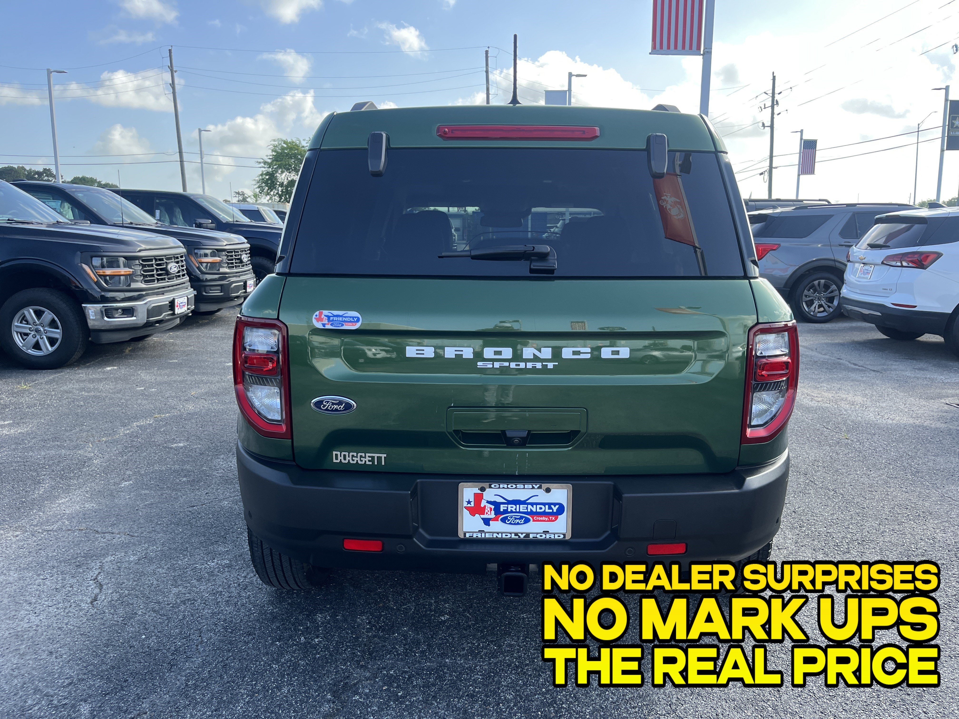 Used 2023 Ford Bronco Sport Outer Banks w/ Tech Package AWD/4WD image 3