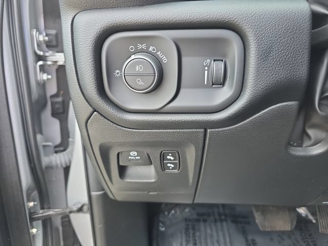 Used 2022 RAM 1500 Big Horn AWD/4WD image 18