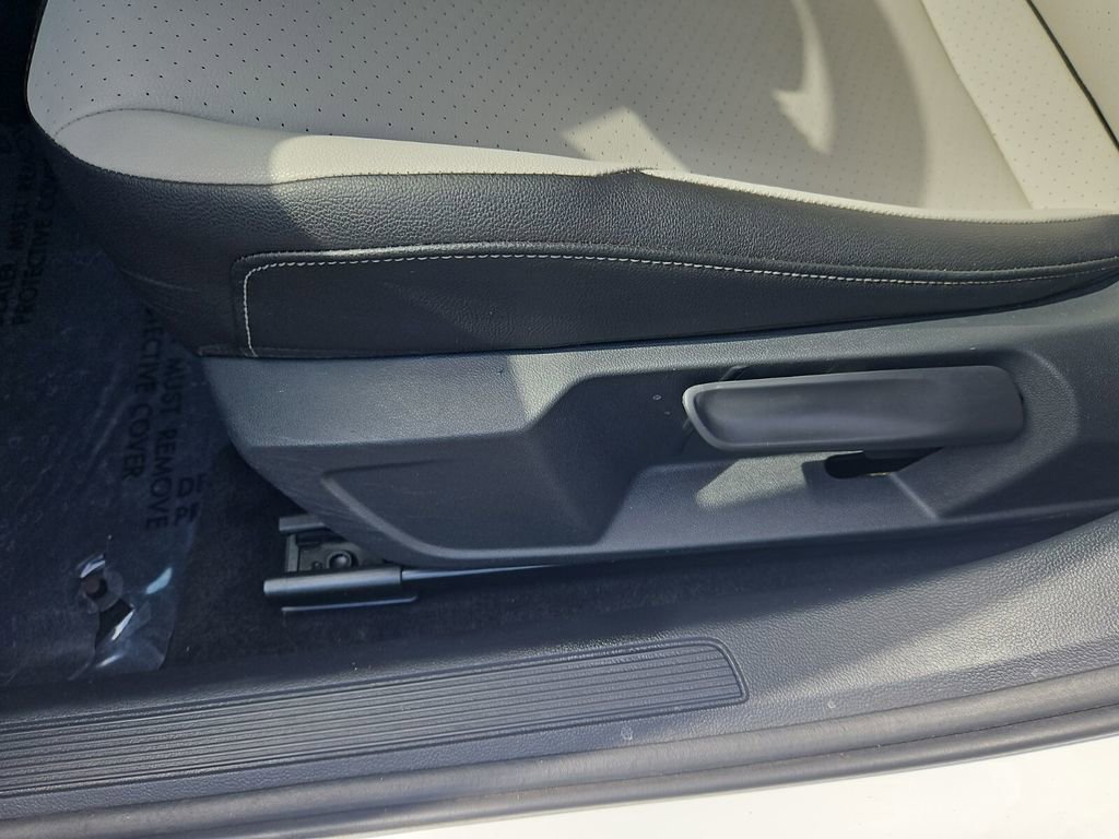 Used 2019 Volkswagen Jetta R-Line image 18