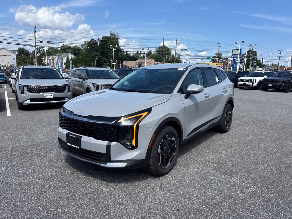 New 2027 Kia Sportage S AWD/4WD image 1