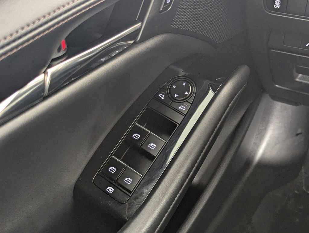 Used 2023 MAZDA MAZDA3 s image 15