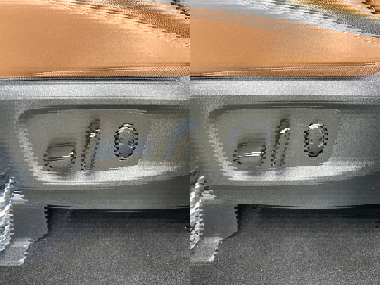 Certified 2024 Nissan Pathfinder Platinum w/ Cargo Package image 22