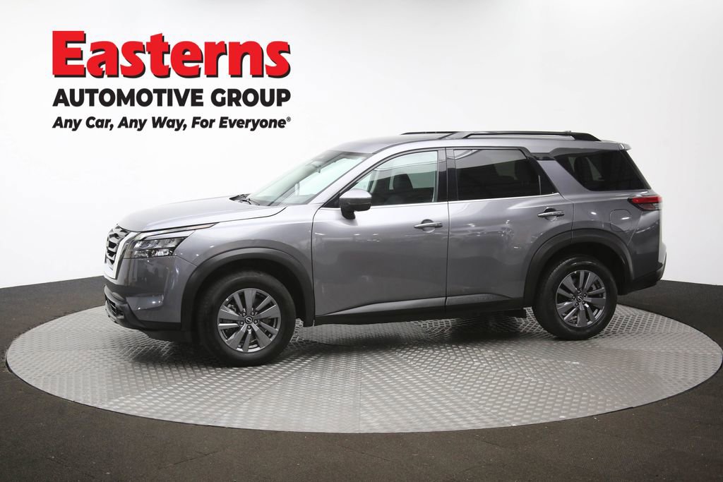 Used 2024 Nissan Pathfinder SV image 57