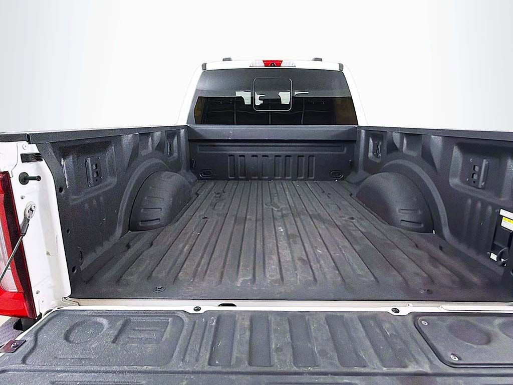 Used 2024 Ford F350 Platinum image 18