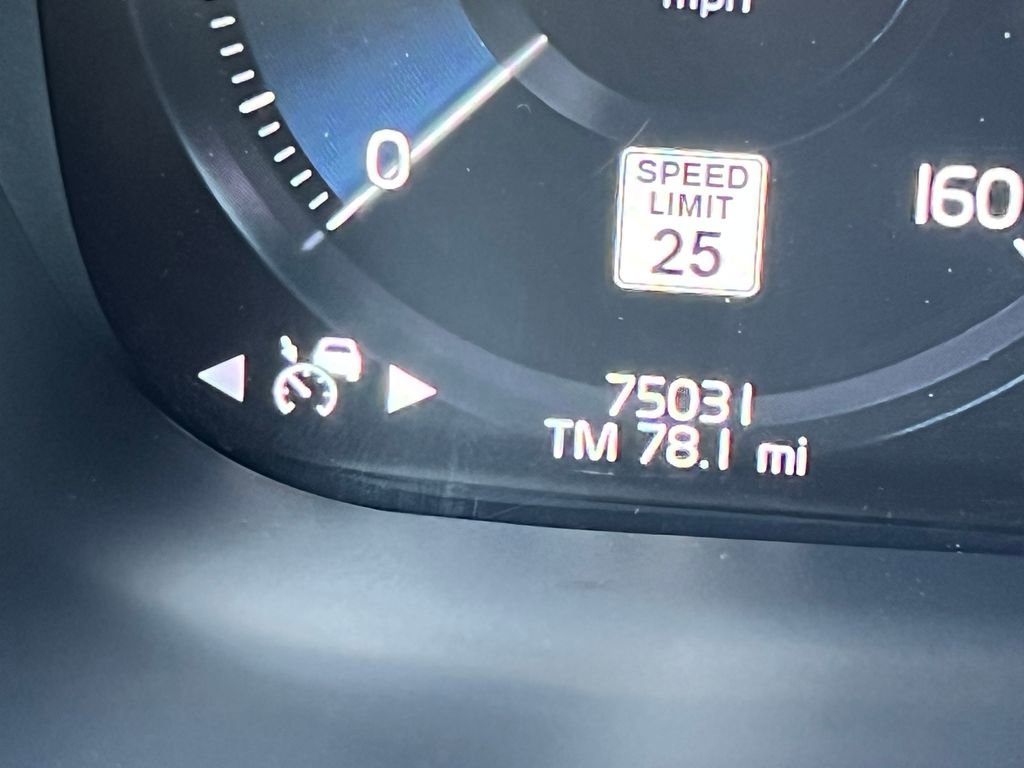 Used 2019 Volvo XC60 T5 Inscription AWD/4WD image 4