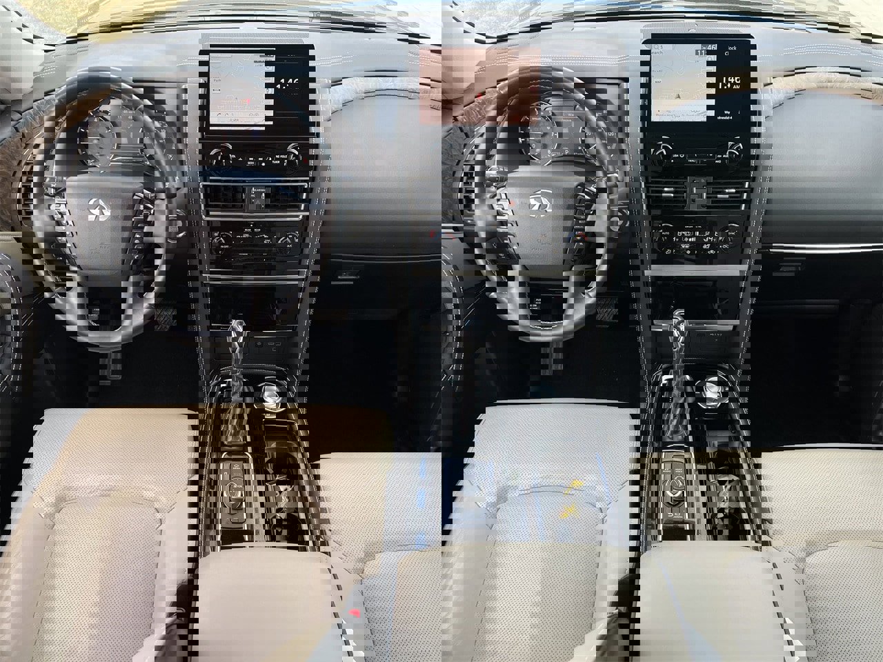 Used 2023 INFINITI QX80 Premium Select w/ All-Season Package image 8