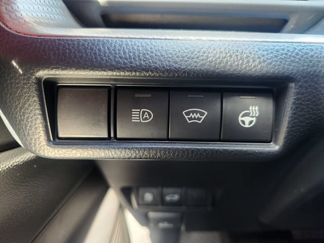 Used 2024 Toyota Prius Limited w/ Limited Premium Package FWD image 21