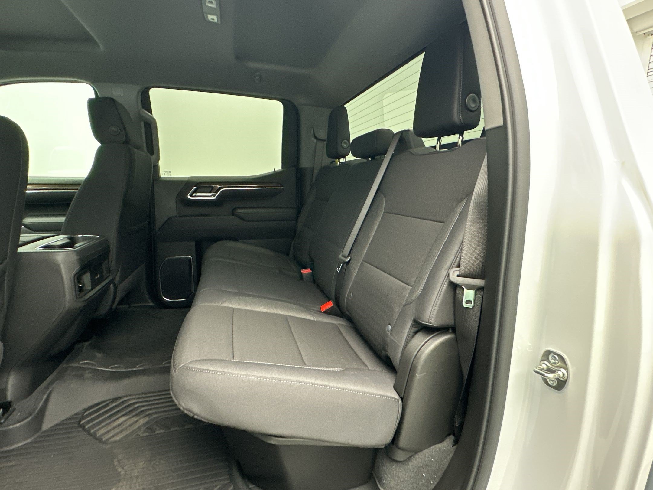 New 2026 Chevrolet Silverado 1500 LT Trail Boss w/ LPO, Dark Essentials Package AWD/4WD image 22