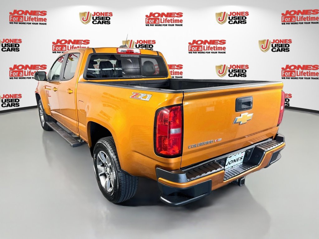 Used 2017 Chevrolet Colorado Z71 AWD/4WD image 2