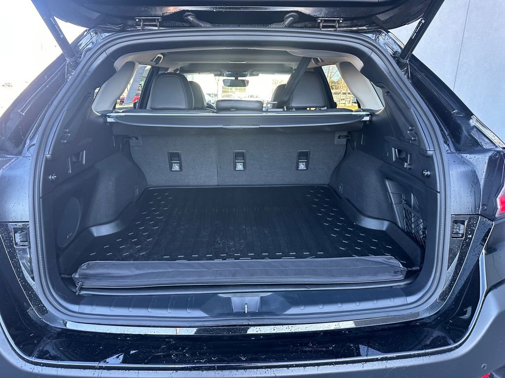 Certified 2025 Subaru Outback Limited image 28