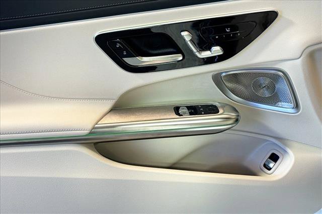 New 2026 Mercedes-Benz CLE 300 4MATIC Coupe image 16