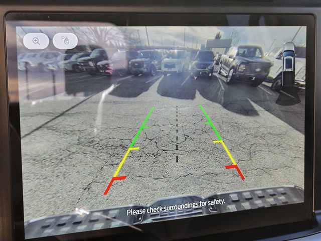 Used 2022 Ford F150 Lightning Pro image 24