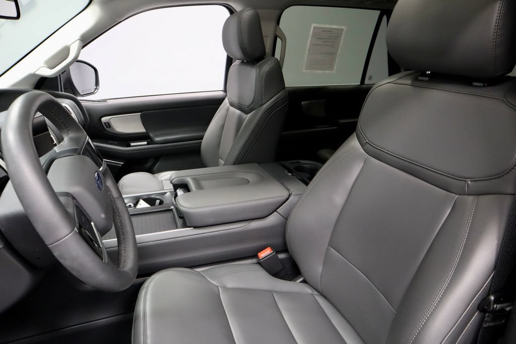 Used 2026 Ford Expedition Max Active AWD/4WD image 24
