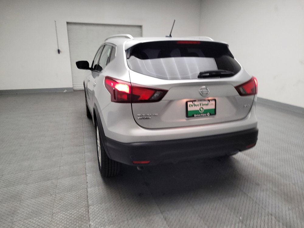 Used 2019 Nissan Rogue Sport SV image 6