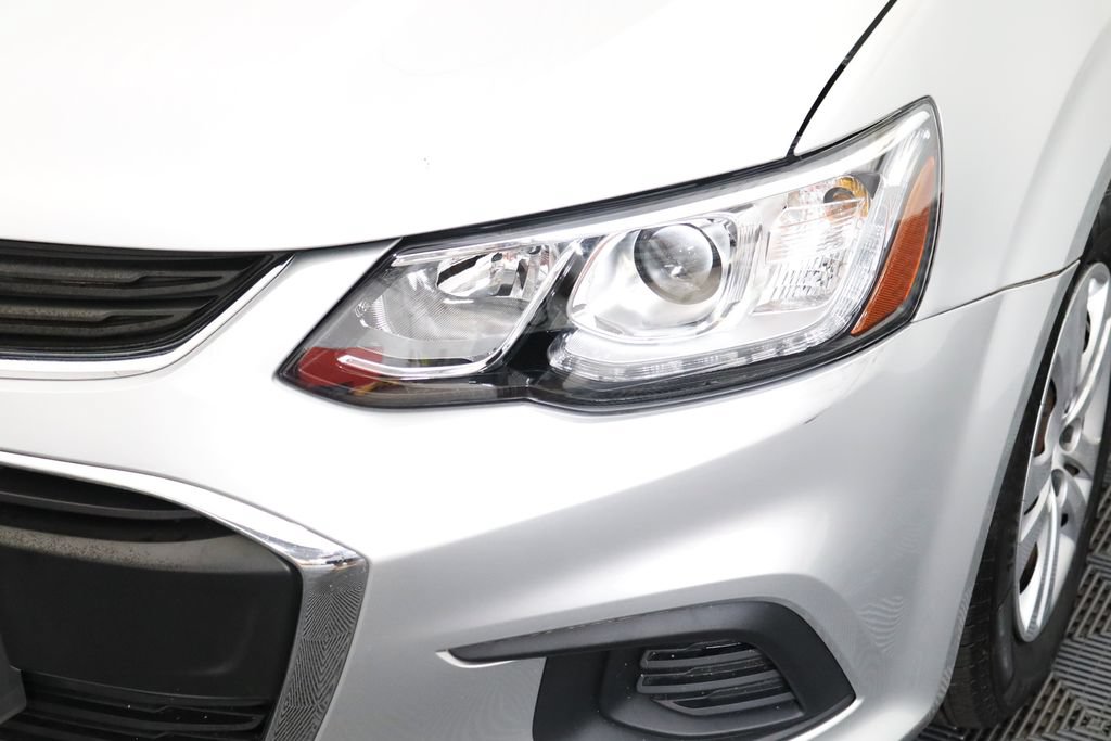 Used 2020 Chevrolet Sonic LT FWD image 7