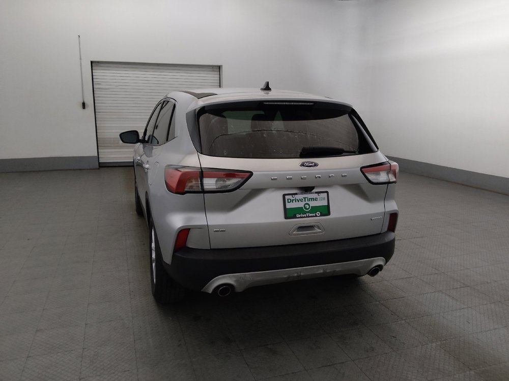Used 2020 Ford Escape SE FWD image 6