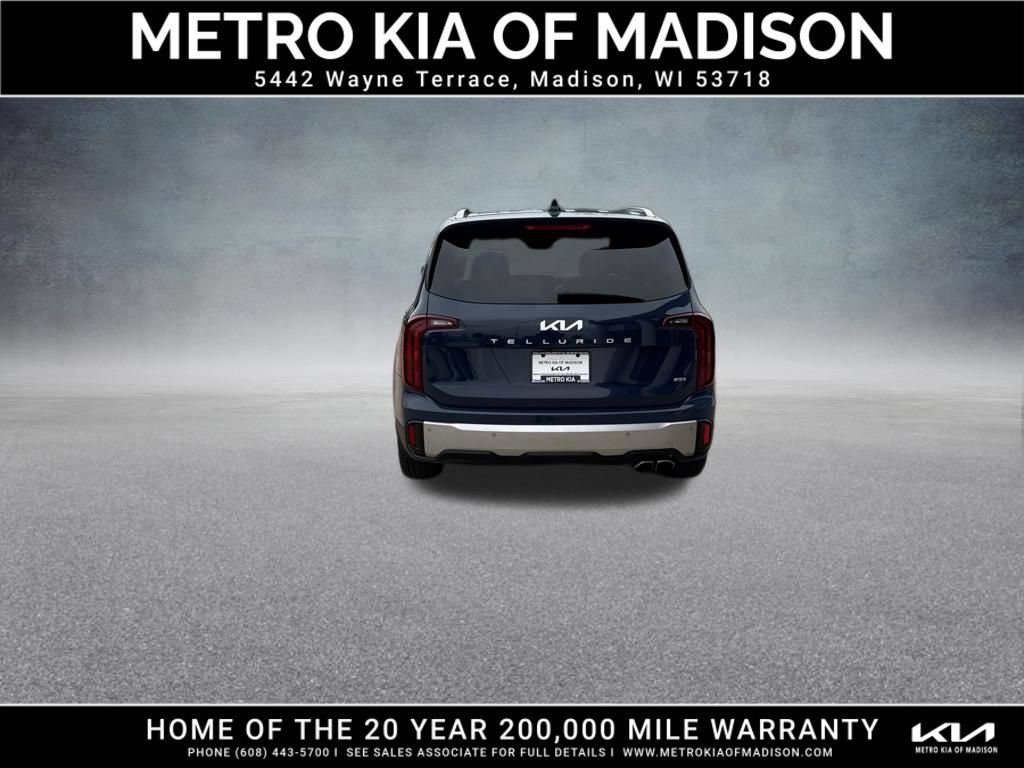Used 2023 Kia Telluride S AWD/4WD image 5
