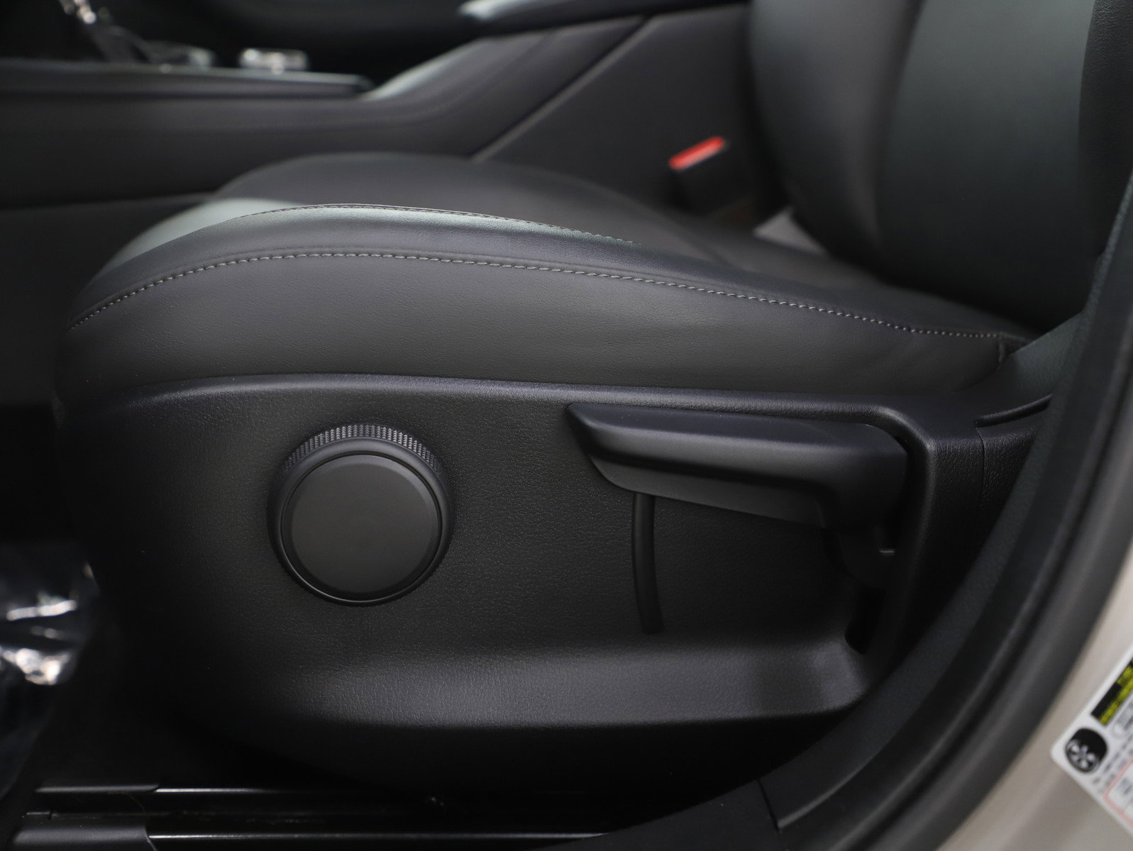 Used 2023 MAZDA CX-30 AWD 2.5 S w/ Select Package image 29