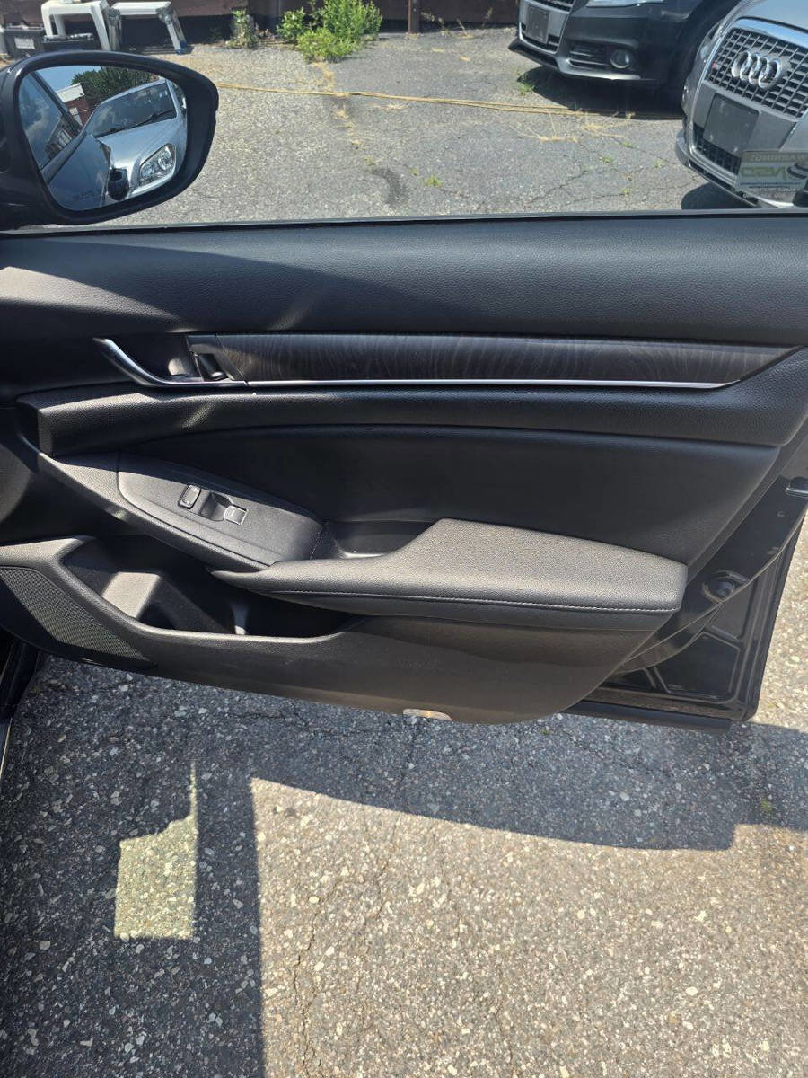 Used 2021 Honda Accord EX-L image 15