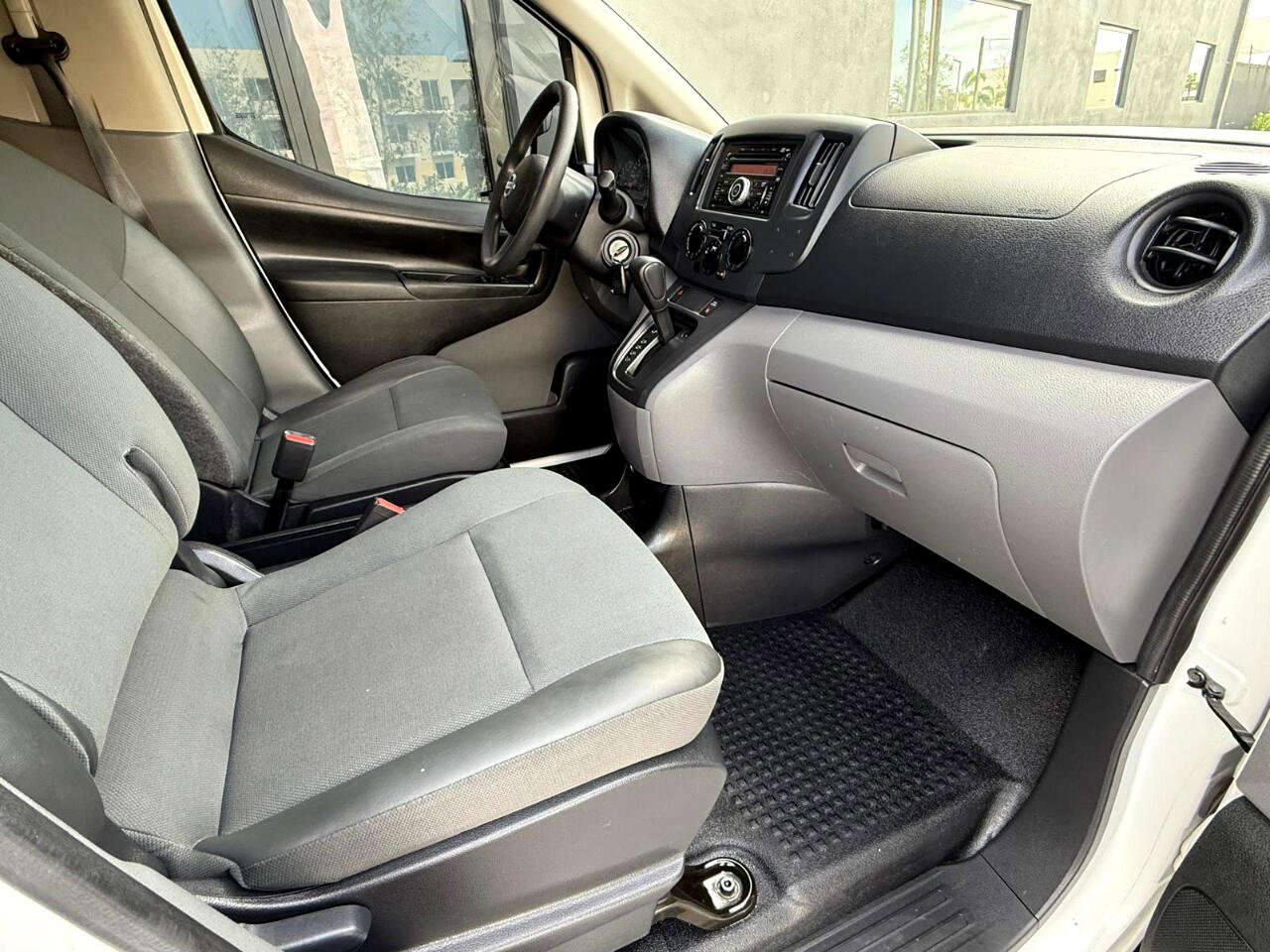 Used 2017 Nissan NV200 S w/ Cruise Control Package image 22