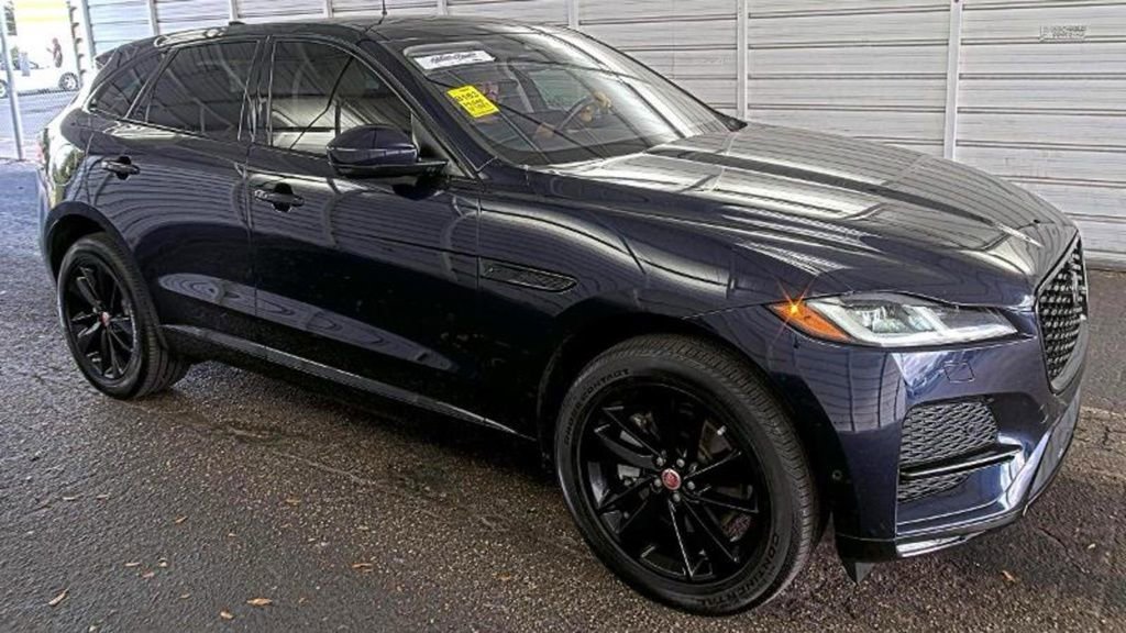 Used 2021 Jaguar F-PACE S image 2