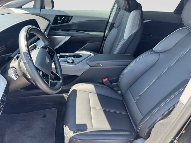 Used 2025 Cadillac Optiq Sport 1 AWD/4WD image 11