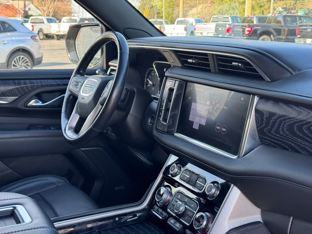 Used 2021 GMC Yukon Denali w/ Denali Ultimate Package image 4