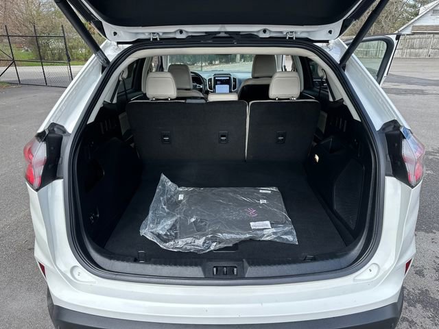 Used 2022 Ford Edge Titanium image 23