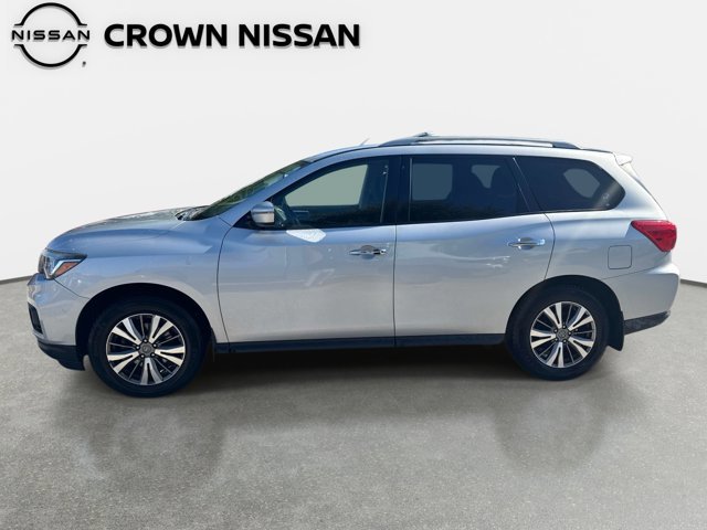 Used 2019 Nissan Pathfinder S image 4