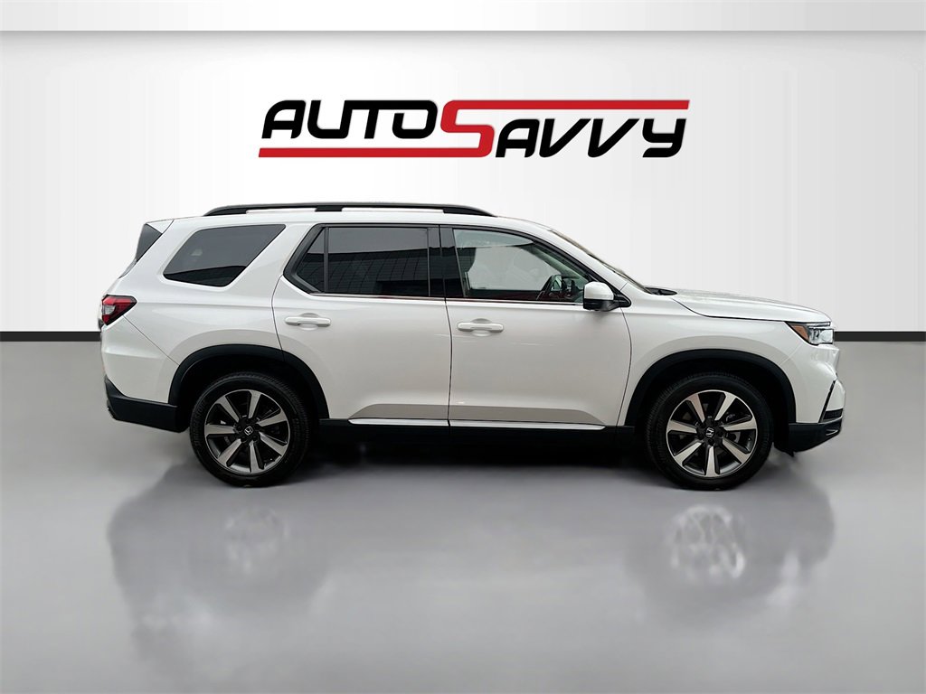 Used 2023 Honda Pilot Elite image 8