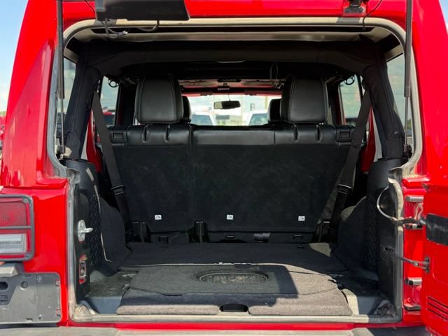 Used 2016 Jeep Wrangler Unlimited Rubicon AWD/4WD image 28