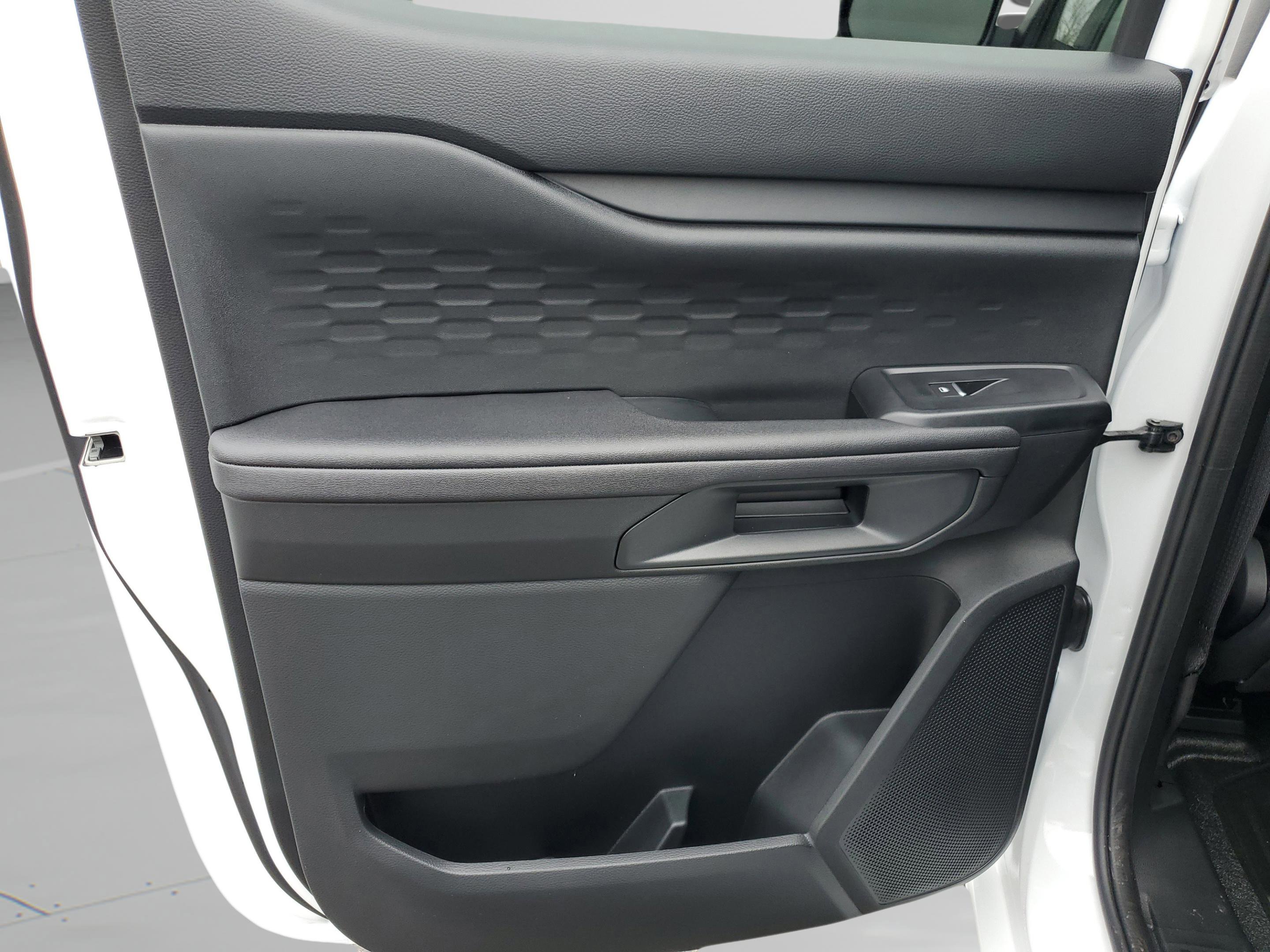 New 2026 Ford Ranger XL image 13