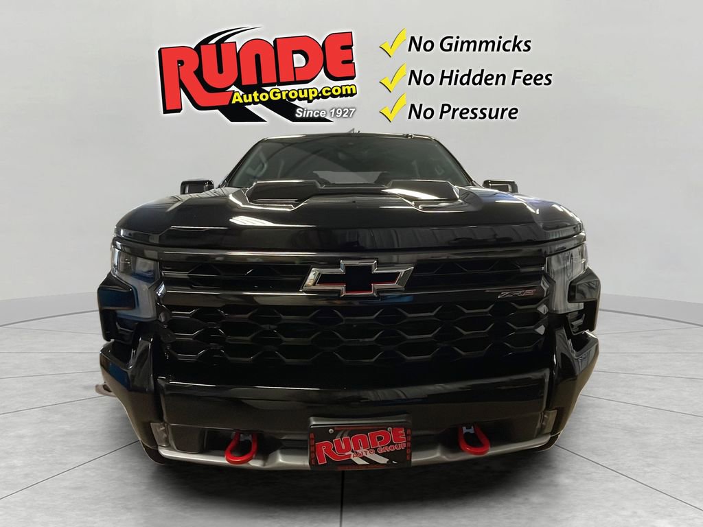 Used 2024 Chevrolet Silverado 1500 ZR2 w/ Technology Package image 9