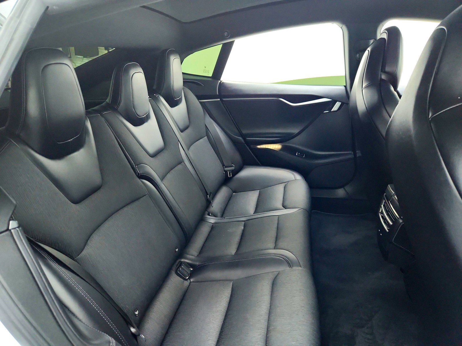 Used 2018 Tesla Model S P100D image 26