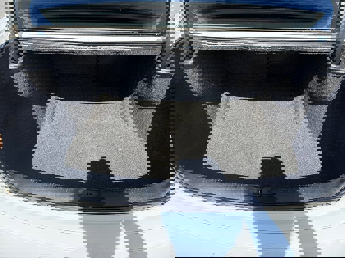 Used 2018 Chrysler 300 S image 20